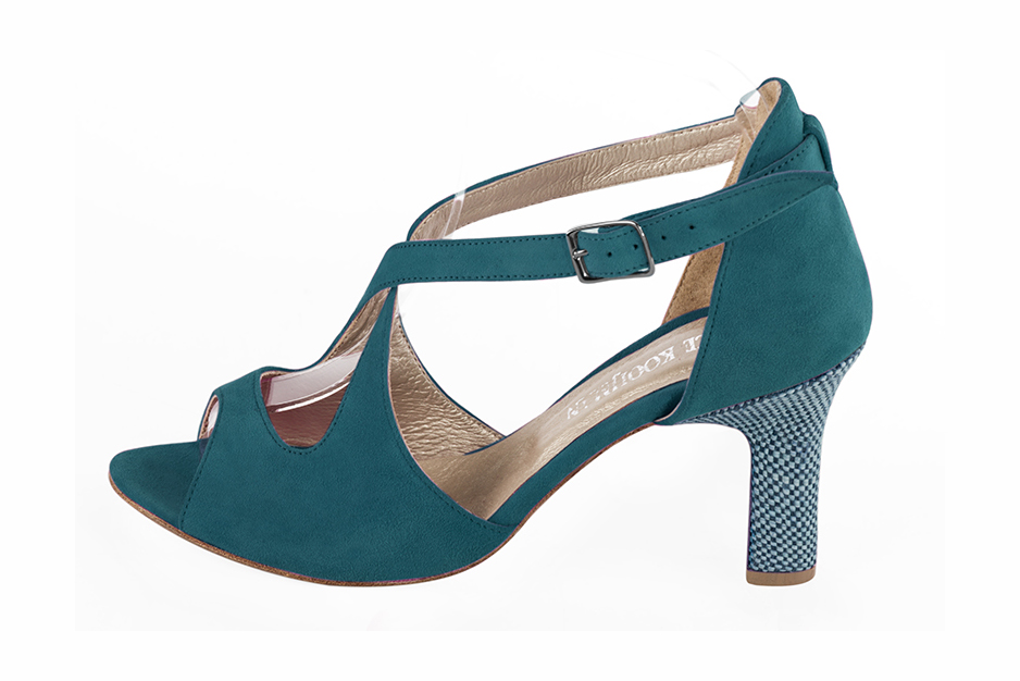 Peacock blue women's closed back sandals, with crossed straps. Round toe. High kitten heels. Profile view - Florence KOOIJMAN